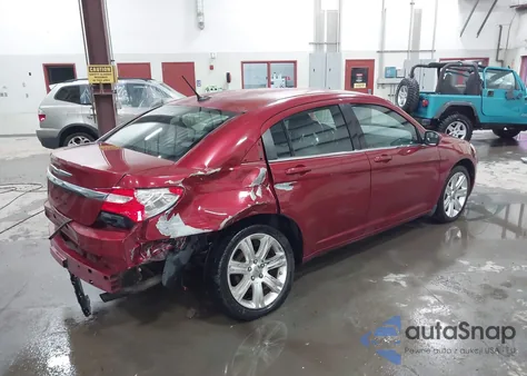 2013 Chrysler 200 Touring из США, поврежденный, VIN 1C3CCBBB3DN596197